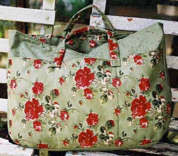 Marie's Roses Carry Bag Pattern - Click Image to Close