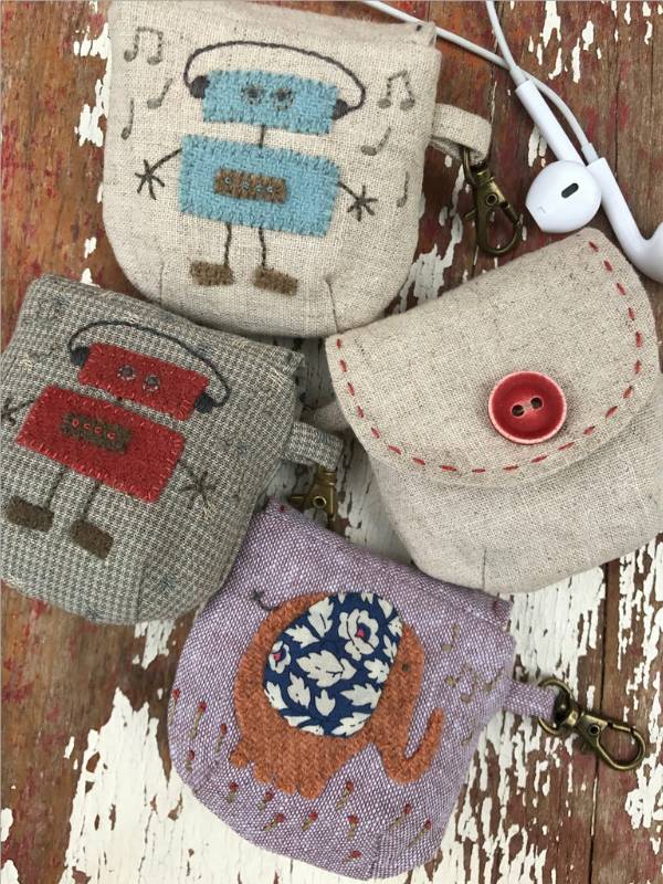 Itty Bitty Ear Buds Pouch Pattern Itty Bitty Ear Buds Pouch Pattern