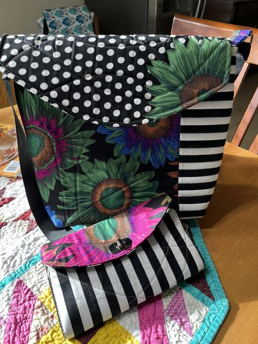Lorrie Lee Bag & Wallet Pattern - Click Image to Close