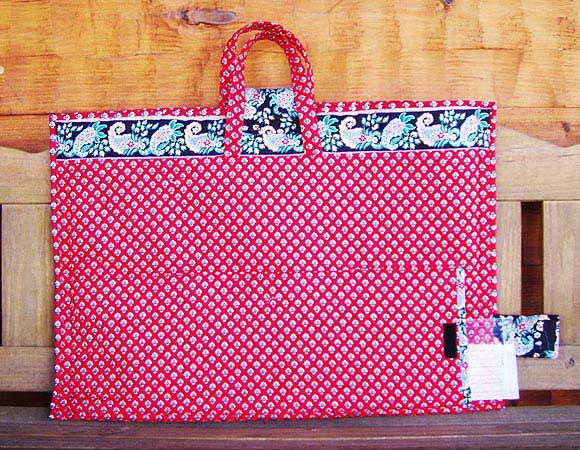 Quilter's Tote - Rotary Cut Border Bag Pattern - Click Image to Close